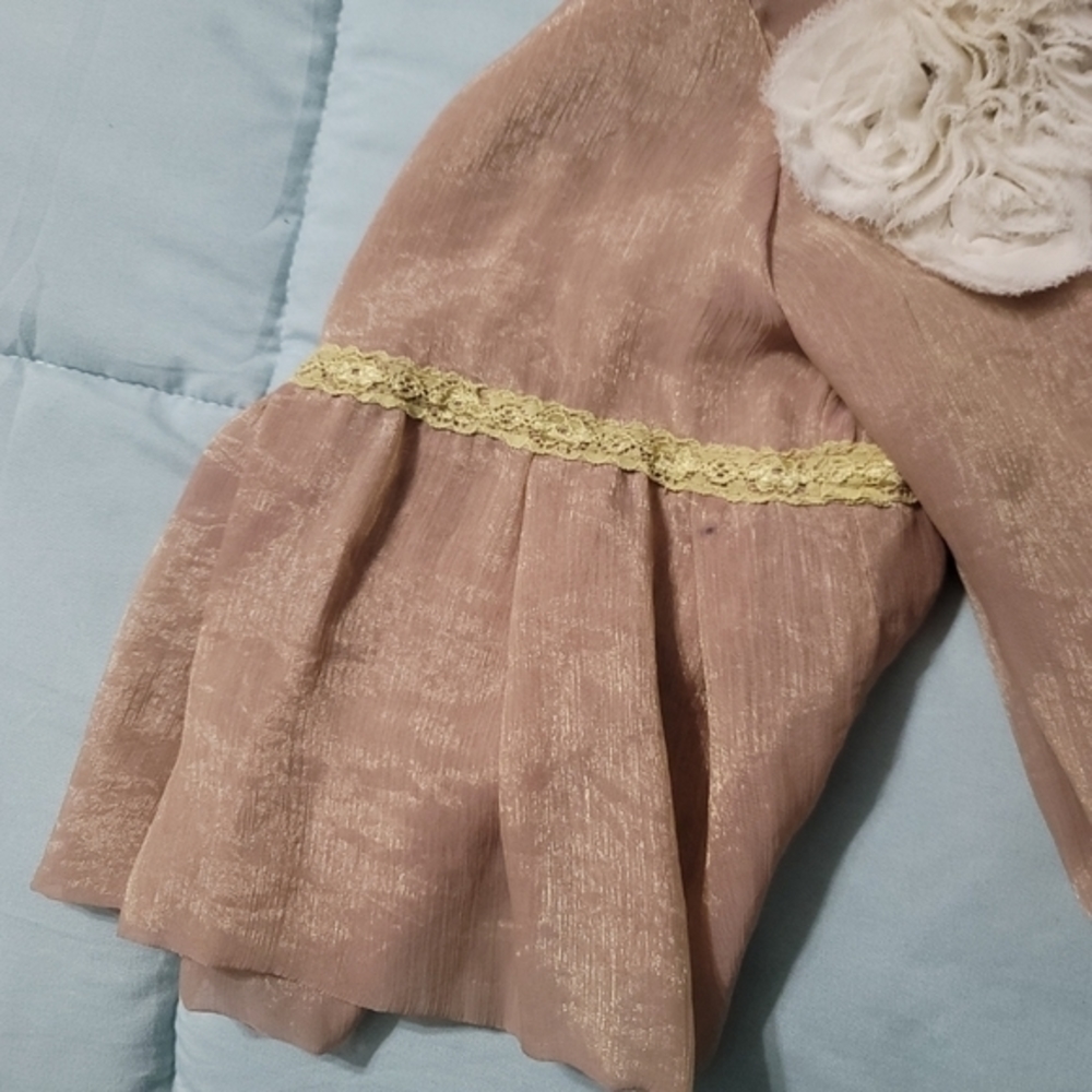 Pretty Angel Tan/Gold Silk Blend Short Flutter Sleeve‎ Floral  Top Women’s M - Picture 9 of 11